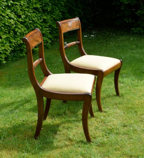 PAIR OF REGENCY MAHOGANY SIDE CHAIRS - ADDITIONAL PHOTO 2