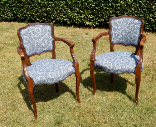 PAIR OF FRENCH EARLY 20TH CENTURY ARMCHAIRS - ADDITIONAL PHOTO 13