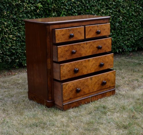 VICTORIAN WALNUT CHEST OF DRAWERS - ADDITIONAL PHOTO 5