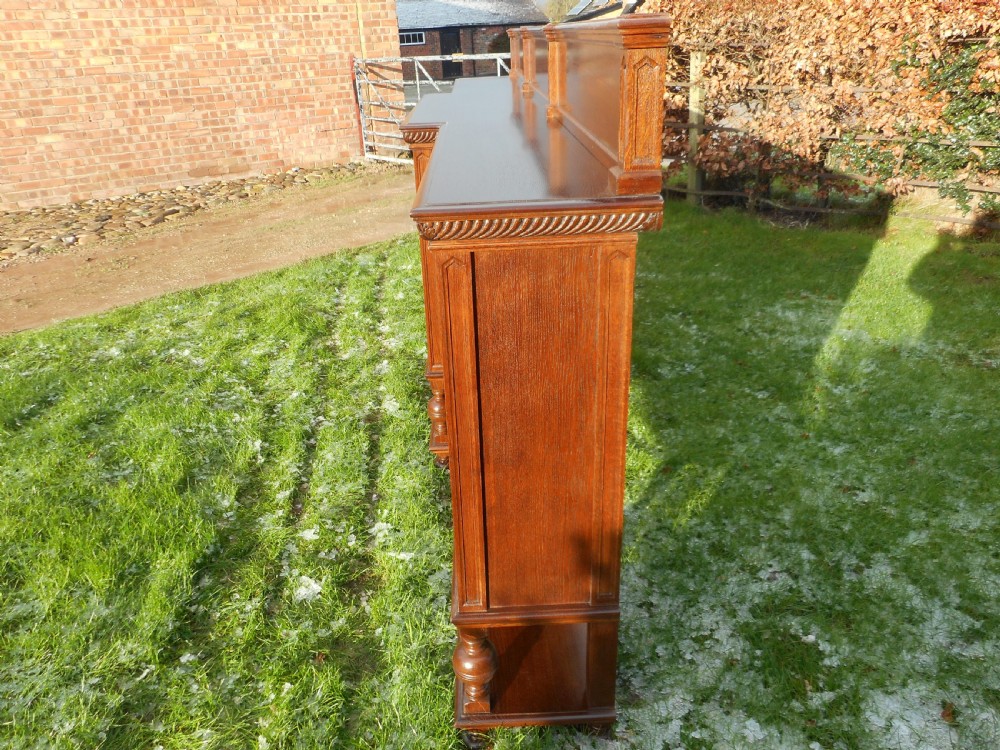 Arts & Crafts Oak Bookcase 11ft 

 View VII