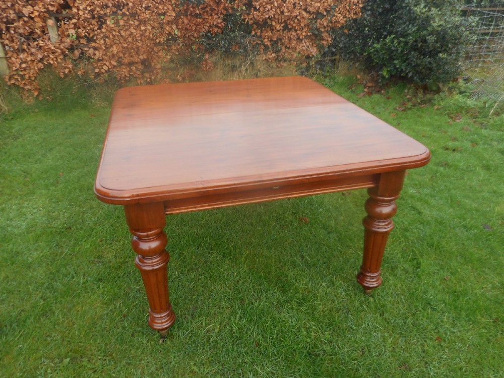  Victorian Mahogany Dining Table View III