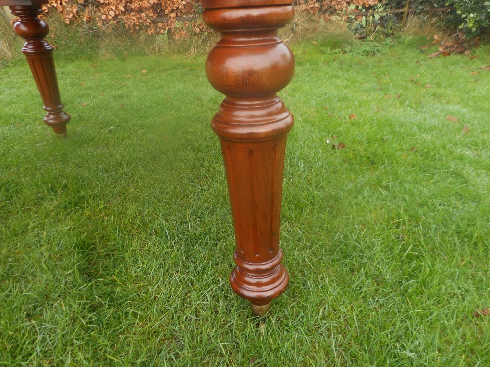  Victorian Mahogany Dining Table View VI