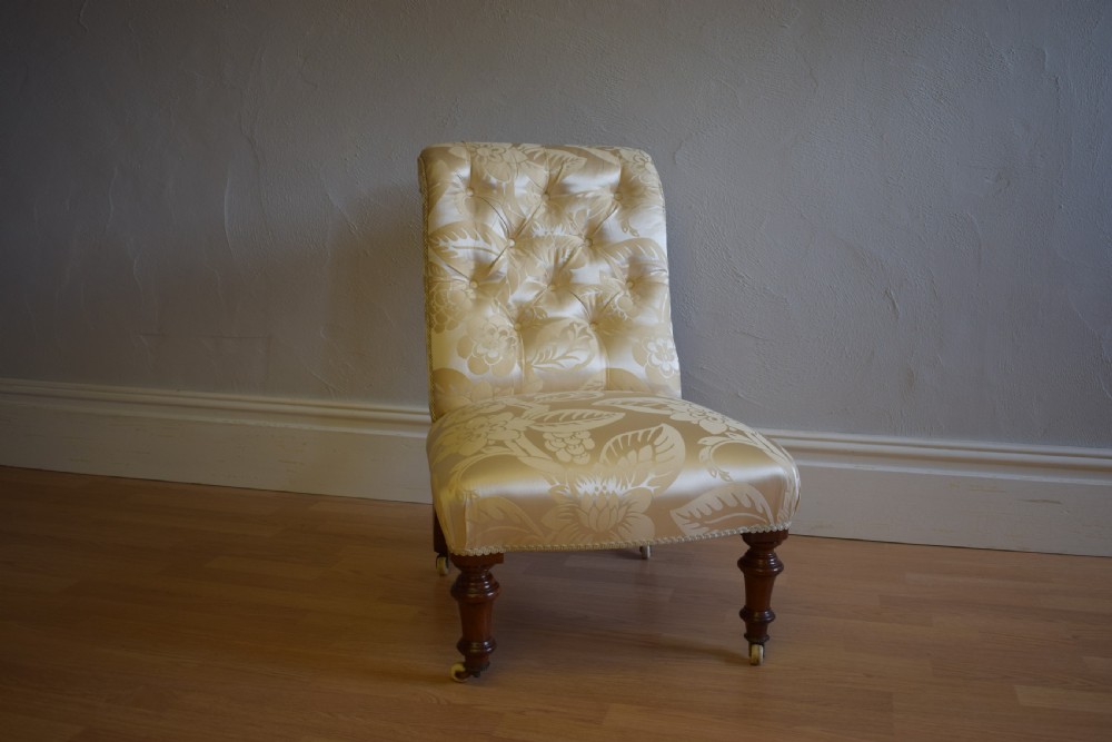 Antique Victorian Button Back Chair