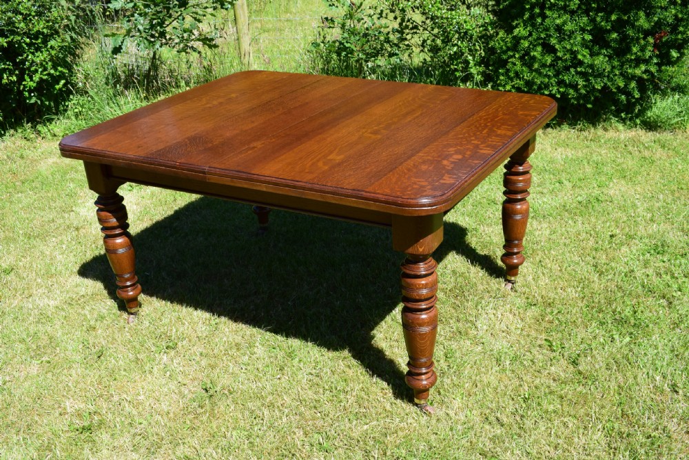 Antique Victorian Dinning Table View VII