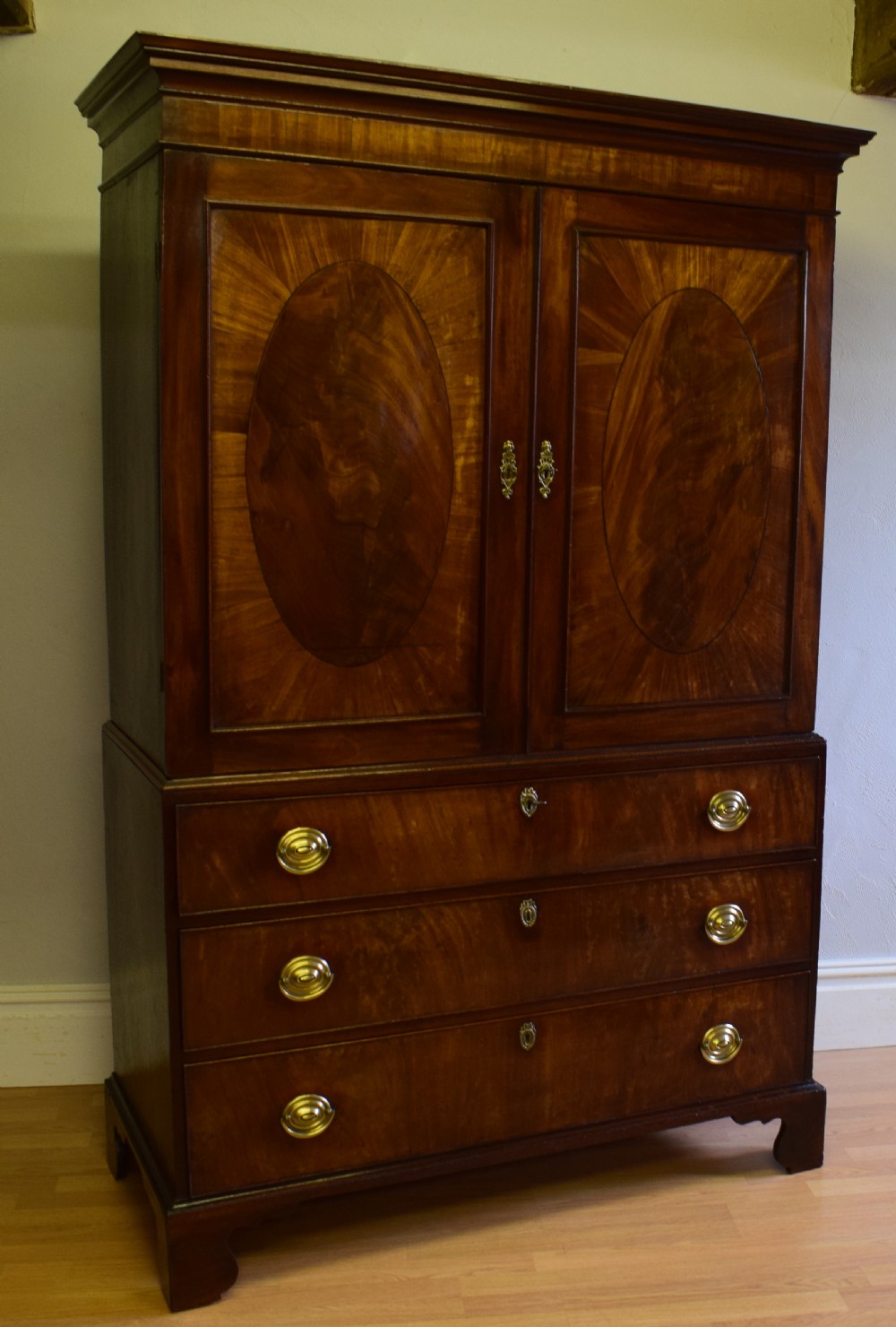Antique Georgian Period Linen Press View X