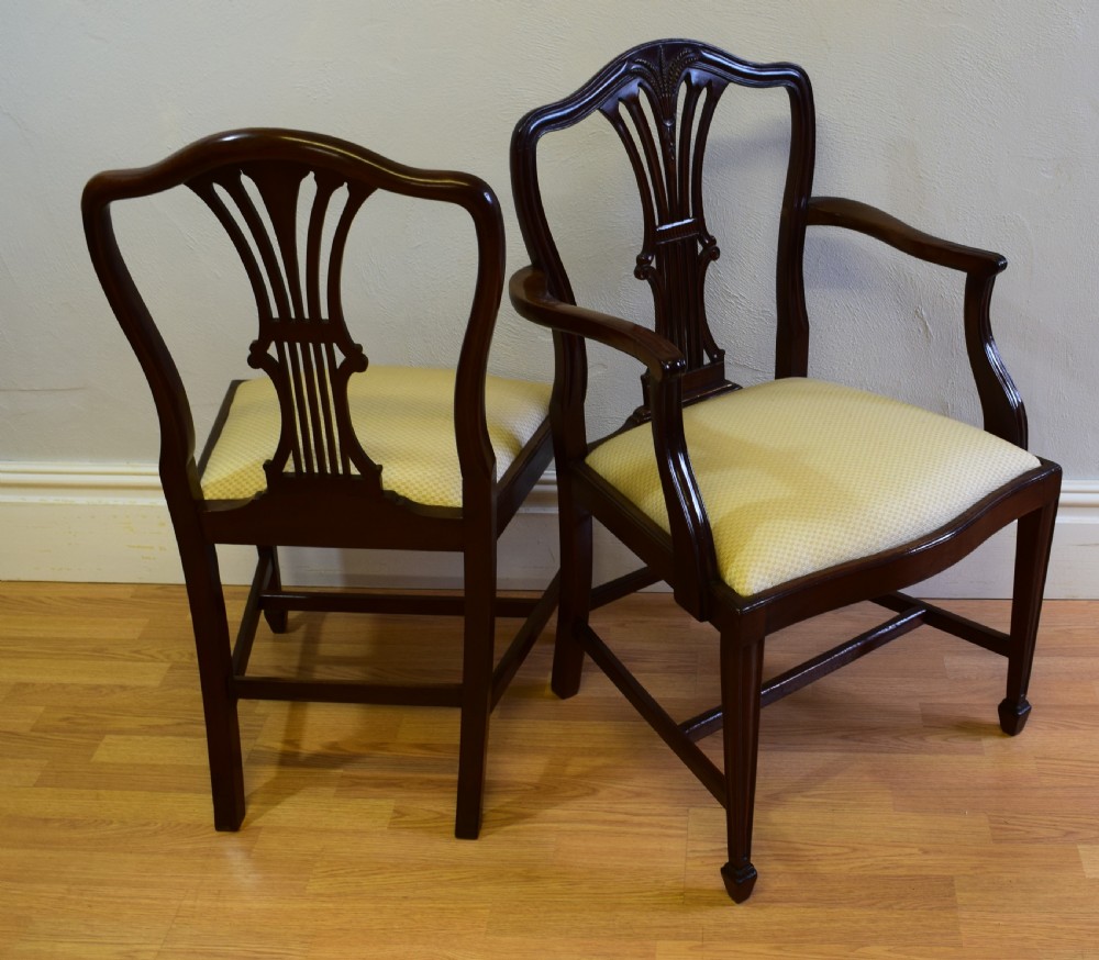  Set of 6 Heppelwhite Dining Chairs View VII