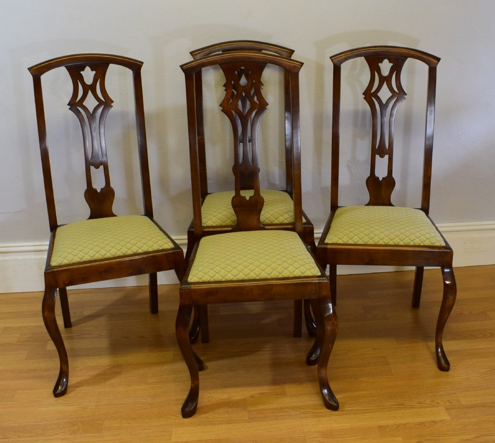 Antique Set of 4 Late Victorian High Back Dinning Chairs