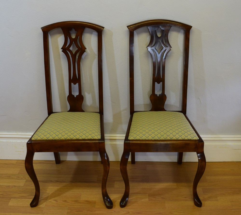 Antique Set of 4 Late Victorian High Back Dinning Chairs View VI