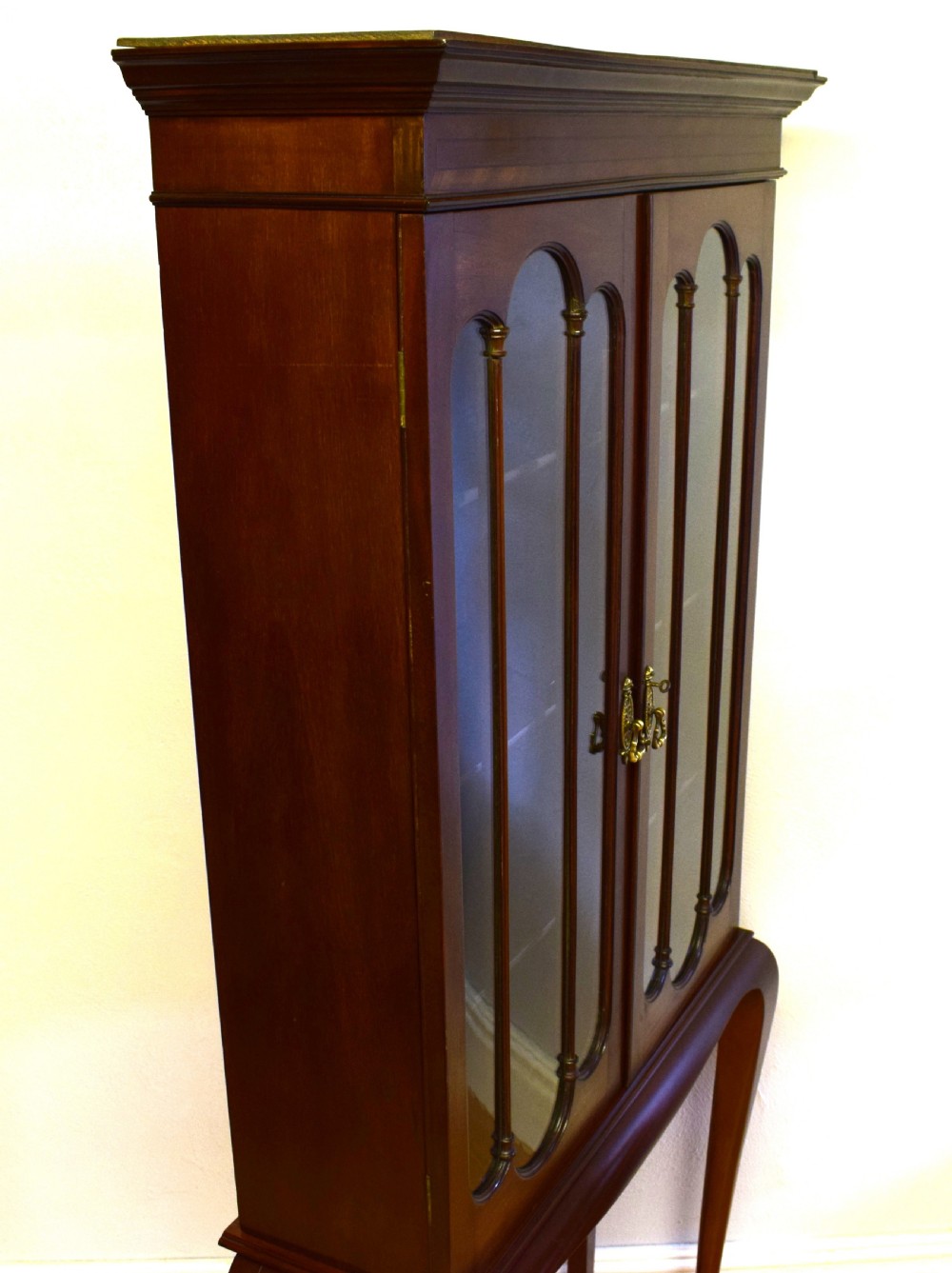 Late Victorian Bookcase on Stand View XII