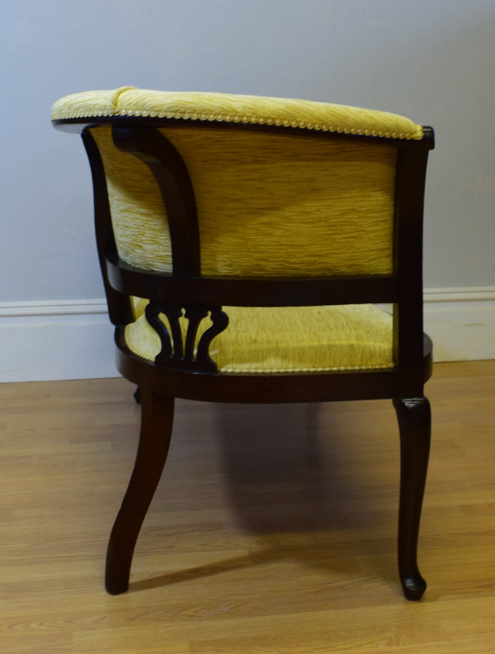 Victorian Chaise Lounge  View IX