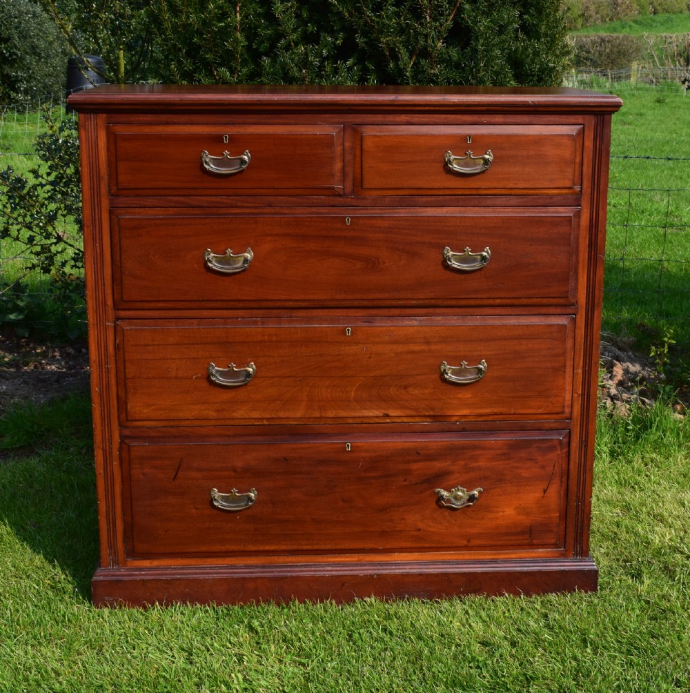 Edwardian Mahogany Chest of Drawer's