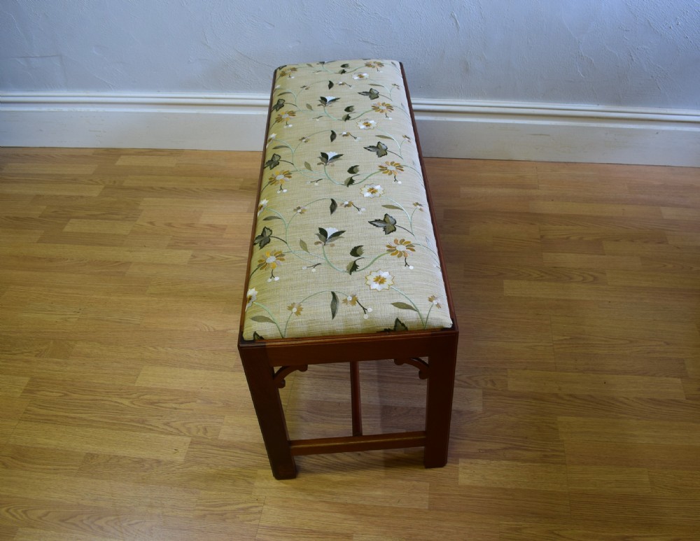 Mahogany Duet Stool View VI