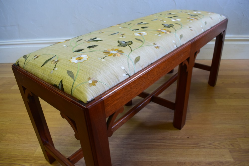 Mahogany Duet Stool View VII