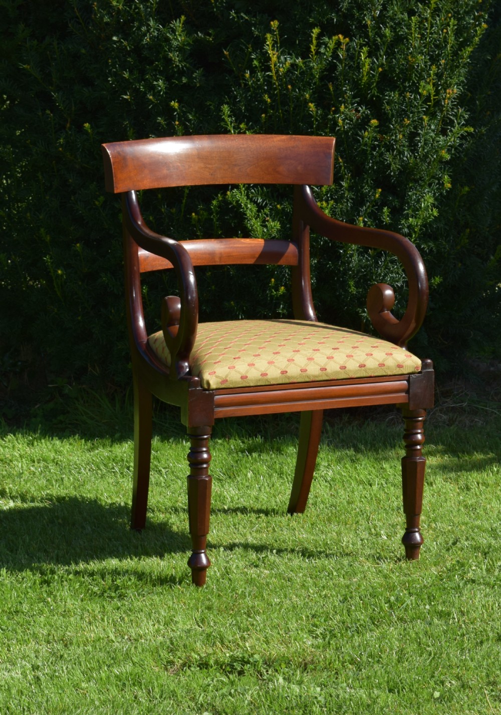 Antique English Early Victorian Arm Chair in Mahogany (Circa 1840's) View III