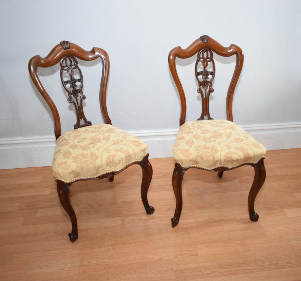 Antique set of 6 English Walnut Dining Chairs View XVIII