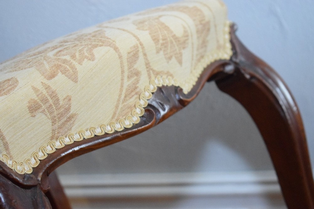 Antique set of 6 English Walnut Dining Chairs View XXI