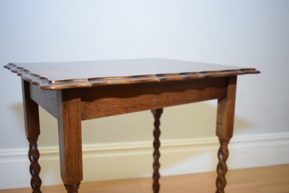Antique Occasional Oak Table View X