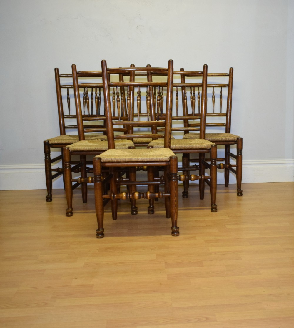 Early 20th Century Set of 6 Spindle Back Chairs