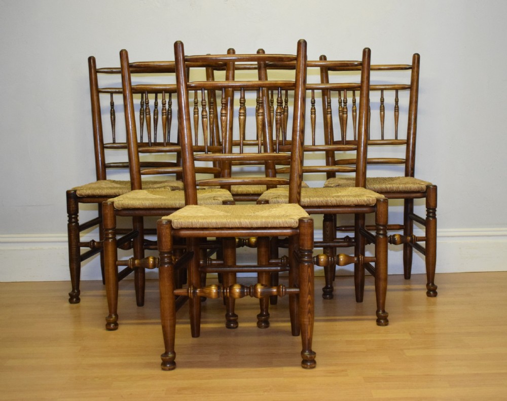 Early 20th Century Set of 6 Spindle Back Chairs View II
