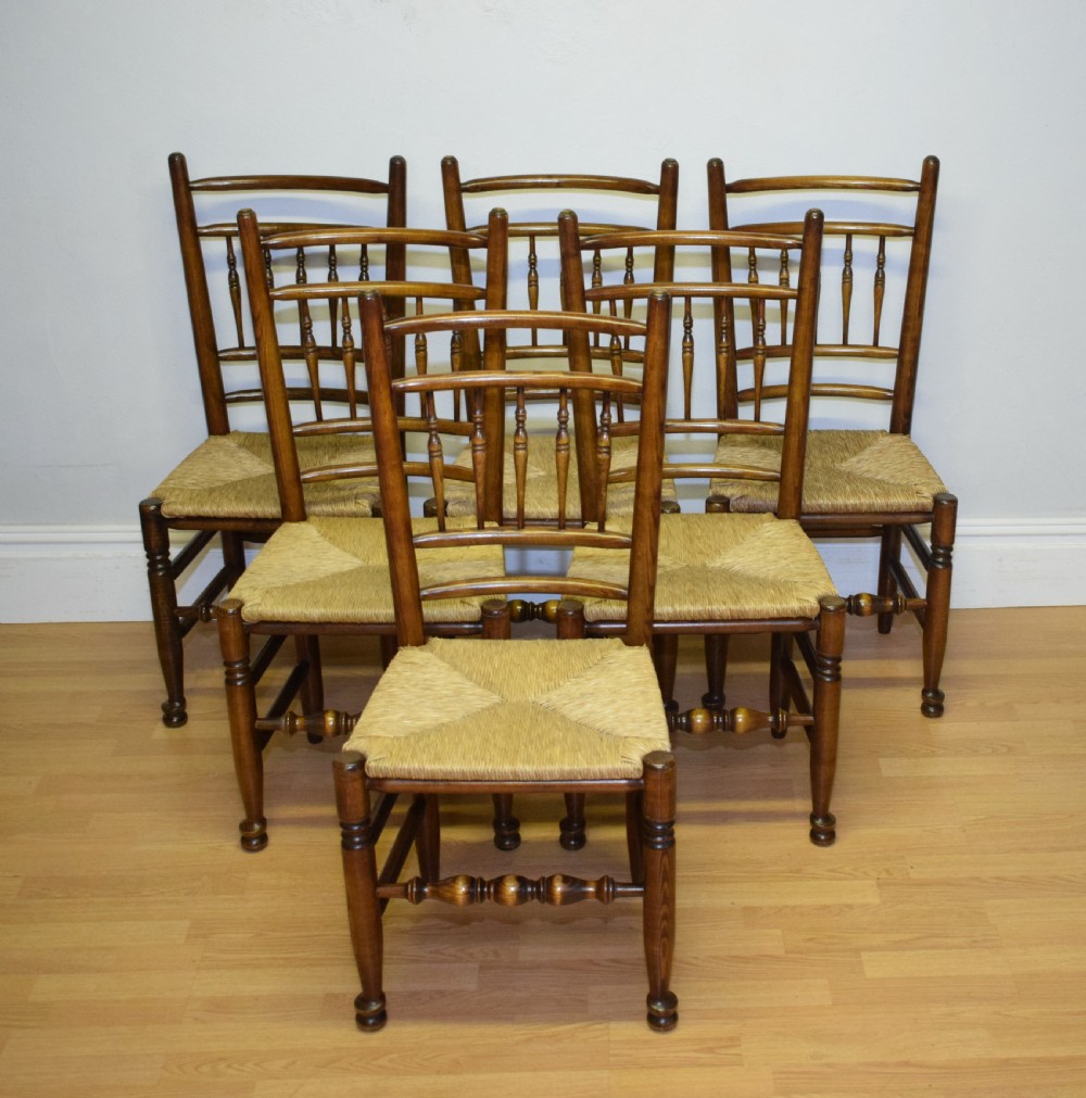 Early 20th Century Set of 6 Spindle Back Chairs View IV