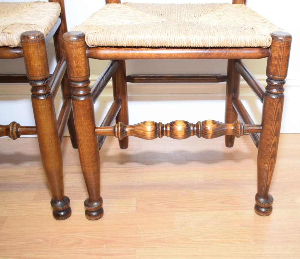 Early 20th Century Set of 6 Spindle Back Chairs View XIV