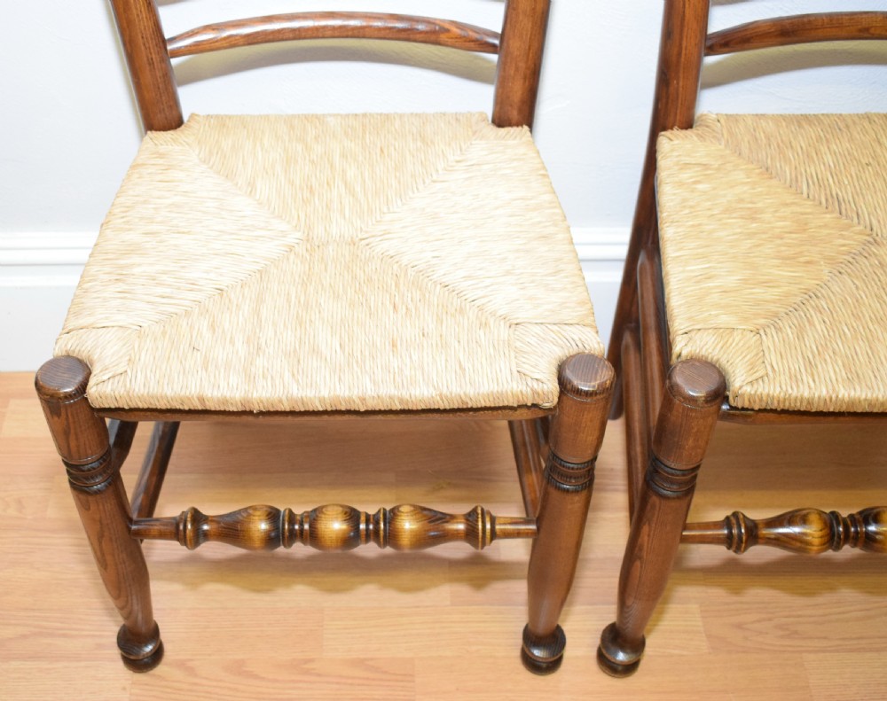 Early 20th Century Set of 6 Spindle Back Chairs View XVIII