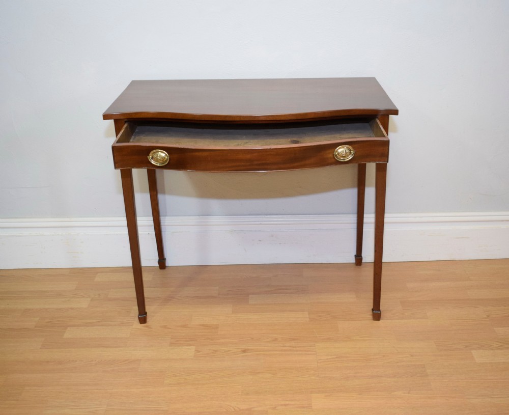 Antique Console Table View V