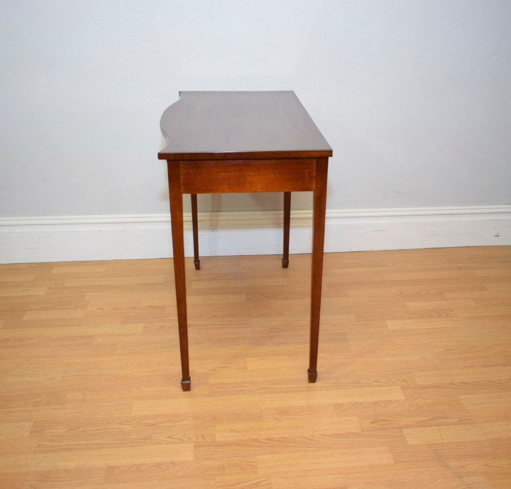 Antique Console Table View XI