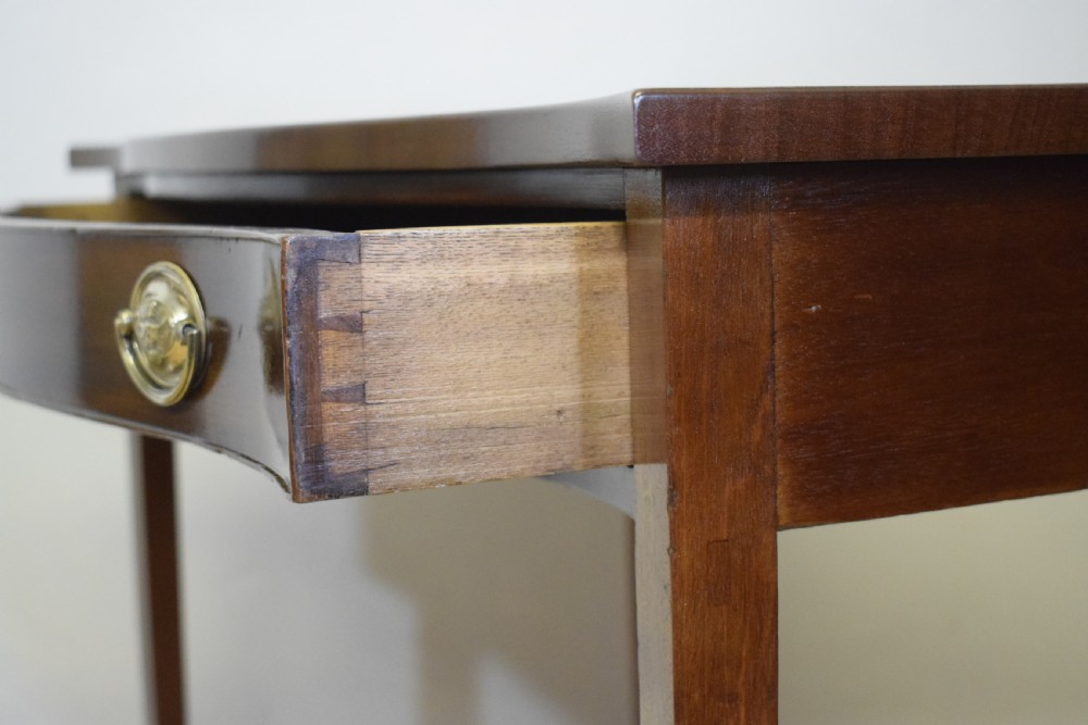 Antique Console Table View XII