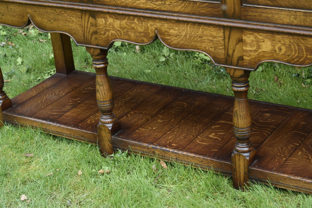 7ft Montgomeryshire  Dresser Base View VIII