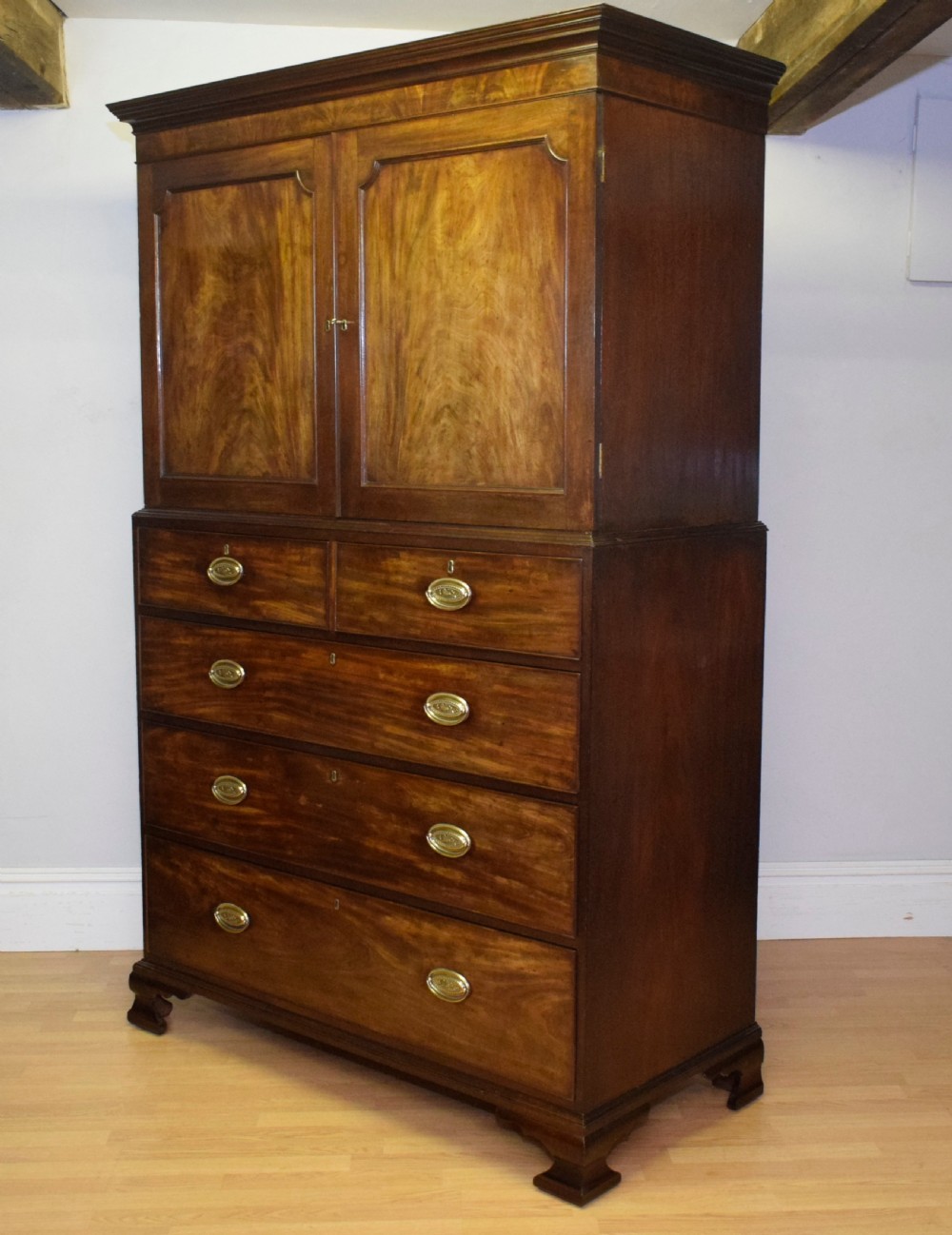 Antique Georgian Period Linen Press View IV