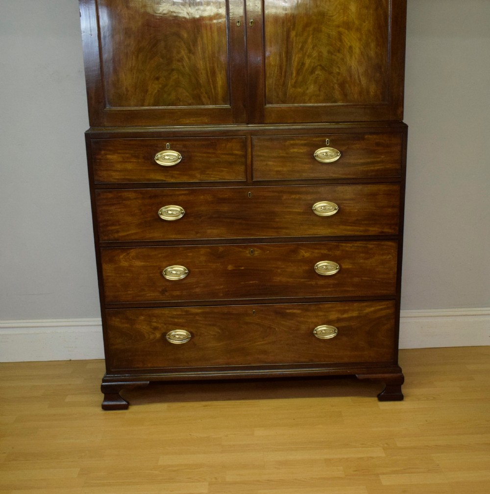 Antique Georgian Period Linen Press View IX