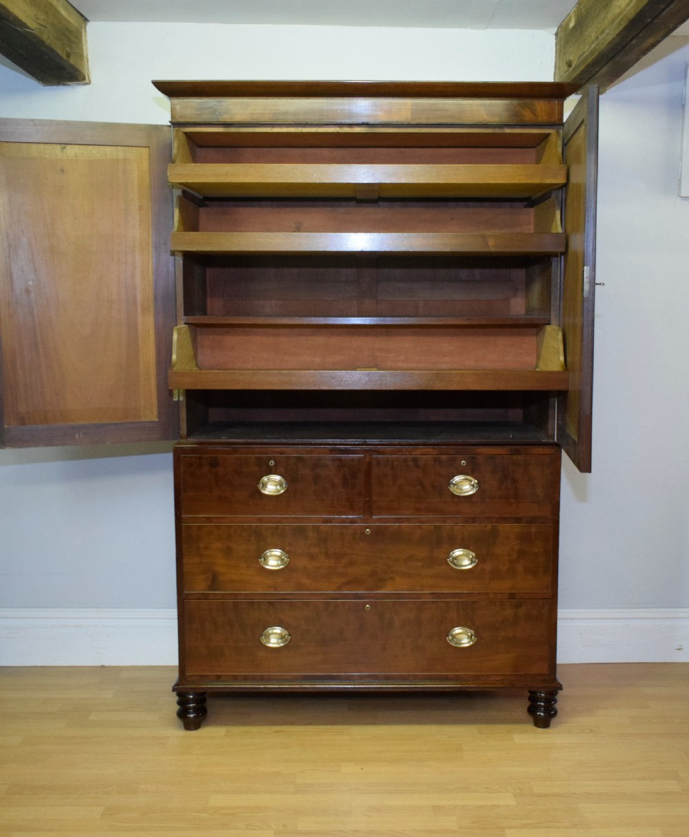 Victorian Flame Mahogany Linen Press View XVI