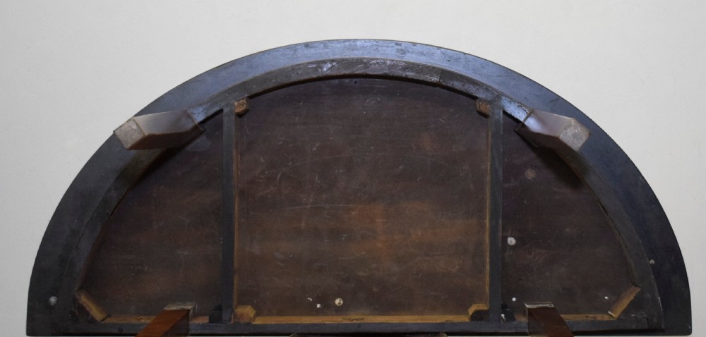 Demi Lune Table View V