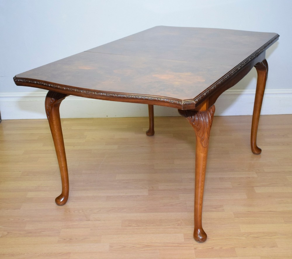 Early 20th Century Walnut Dining Table View XII
