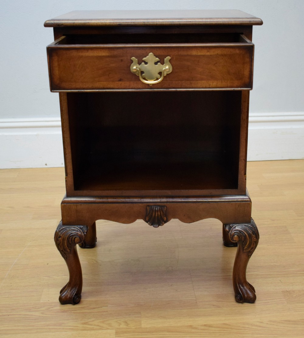 Early 20th Century Walnut Cabinet by Gillows View III