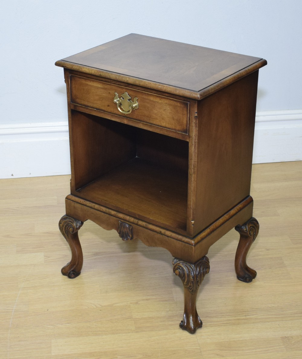 Early 20th Century Walnut Cabinet by Gillows View VII