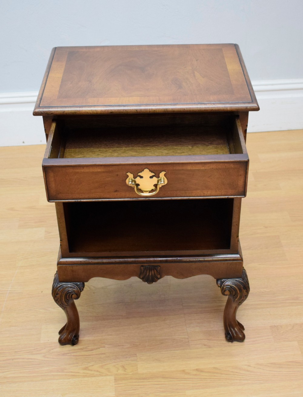 Early 20th Century Walnut Cabinet by Gillows View VIII