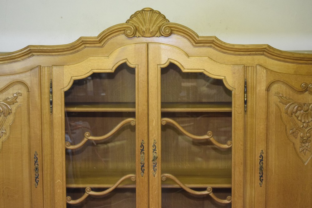 Early 20th Century Oak Display Cabinet View III