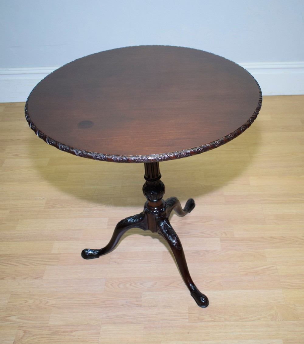 Early 20th Century Tripod Table