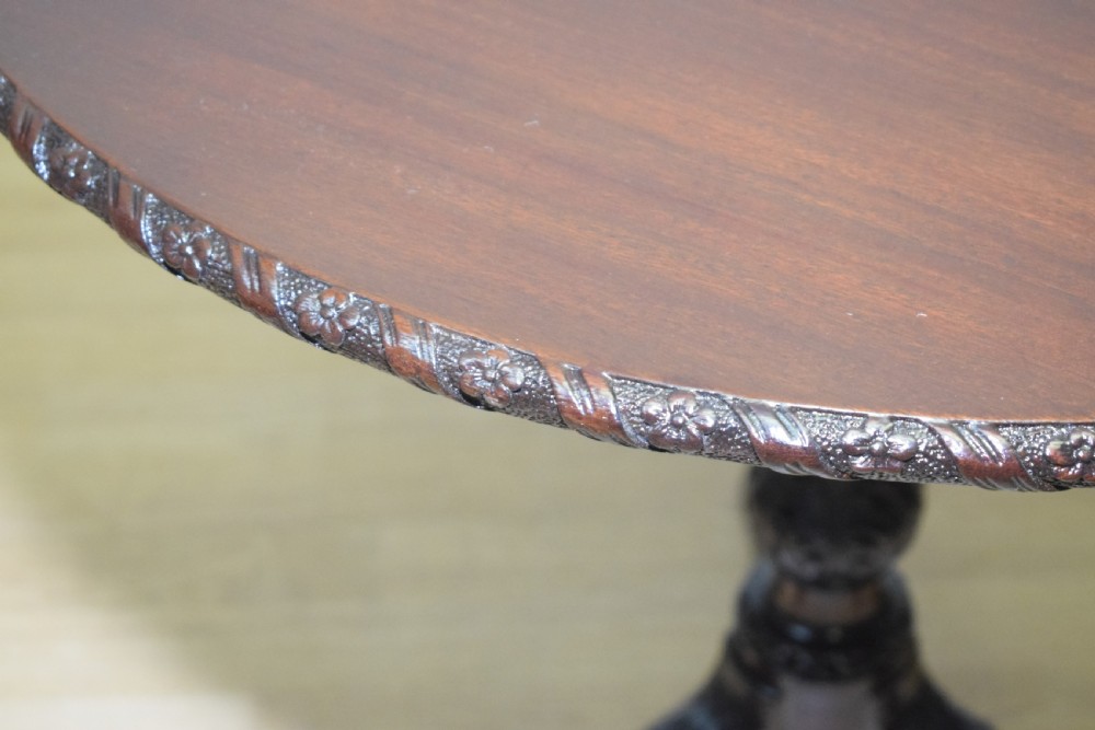 Early 20th Century Tripod Table View XVI
