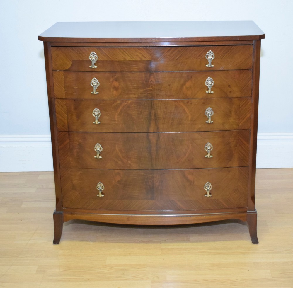 Early 20th Century Walnut Chest of Drawers