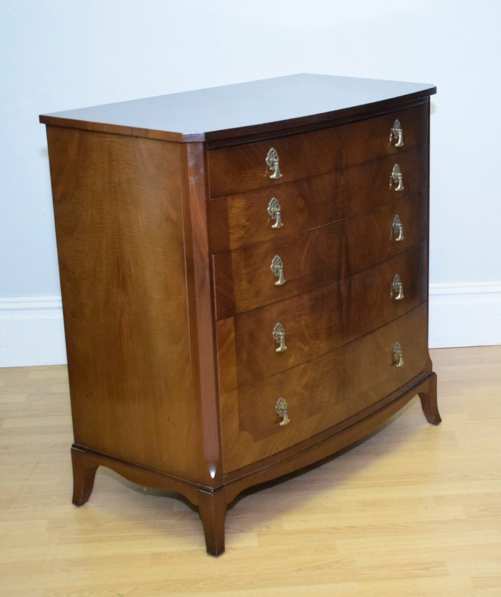Early 20th Century Walnut Chest of Drawers View VI