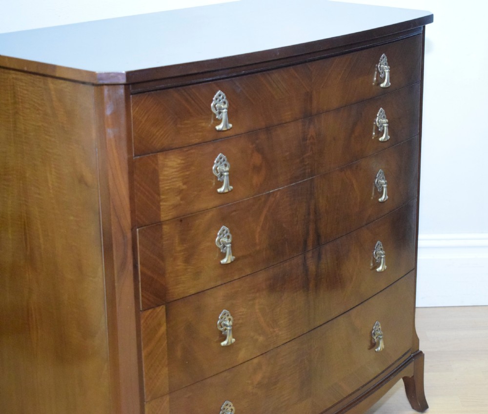 Early 20th Century Walnut Chest of Drawers View VII