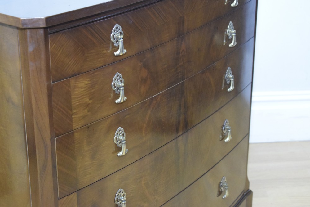 Early 20th Century Walnut Chest of Drawers View VIII