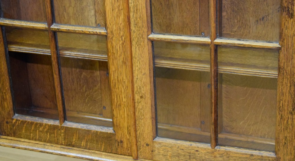 Antique Arts & Crafts Bookcase View VIII