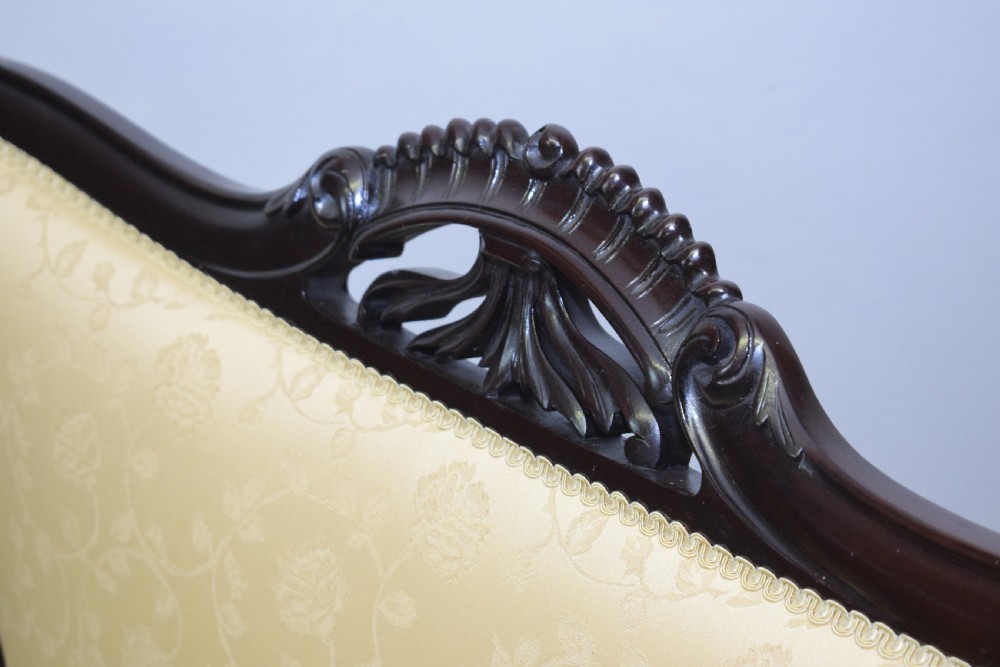 Antique Victorian Couch / Window Seat View XI