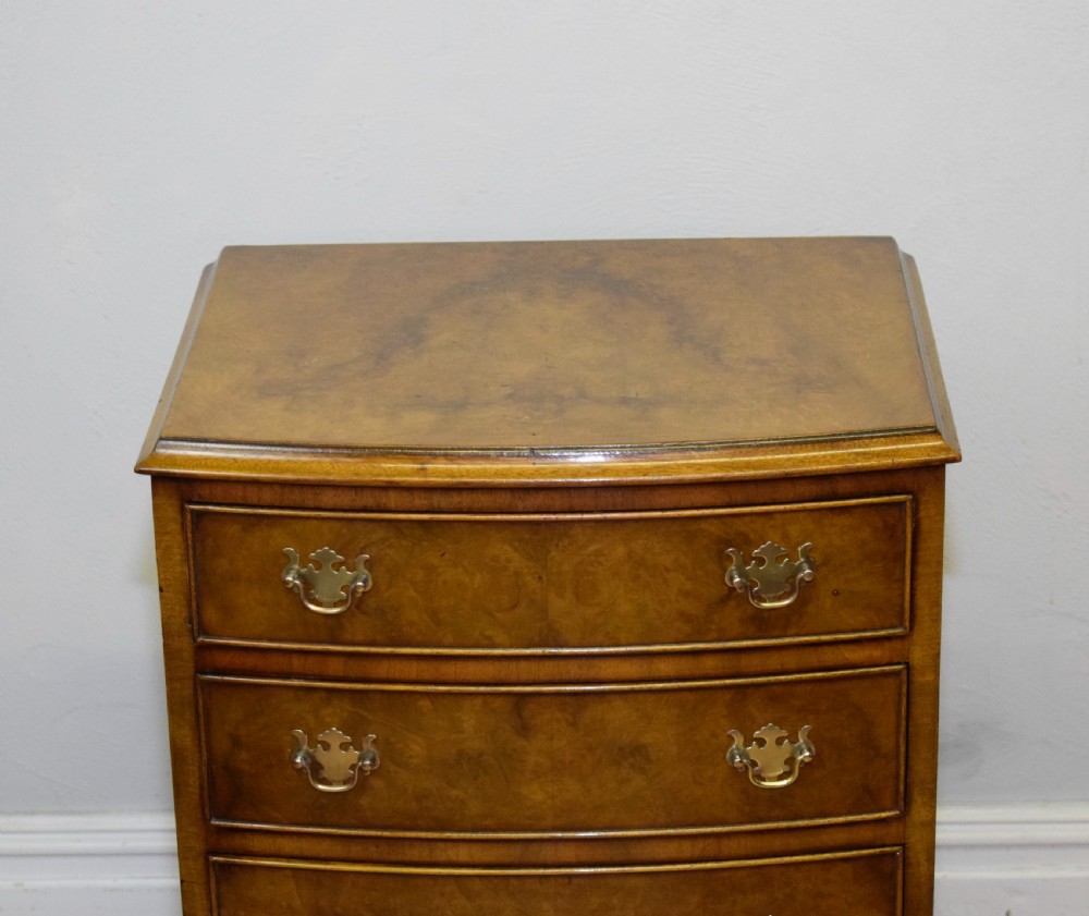 Early 20th Century Burr Walnut Chest View XV