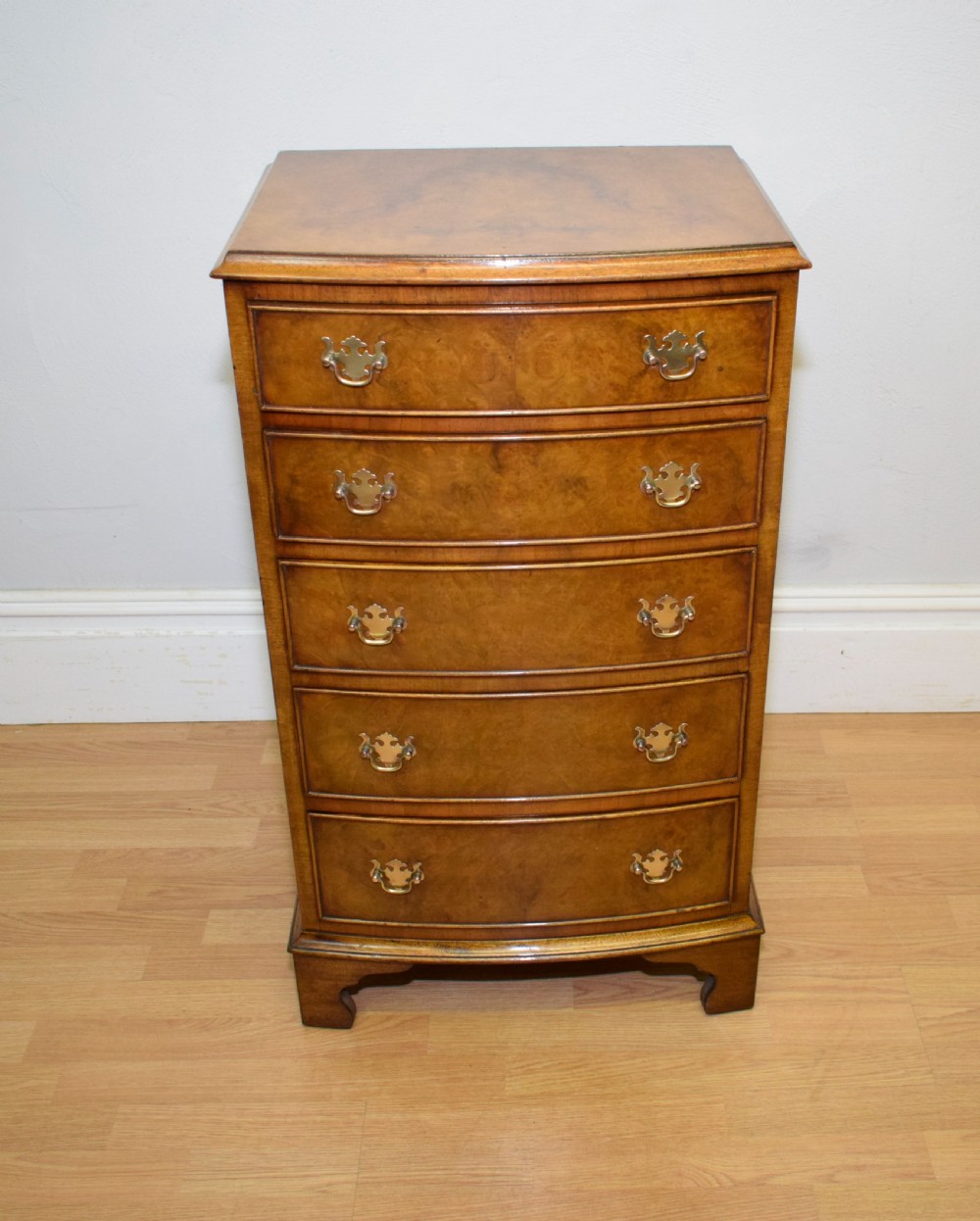 Early 20th Century Burr Walnut Chest View XXI