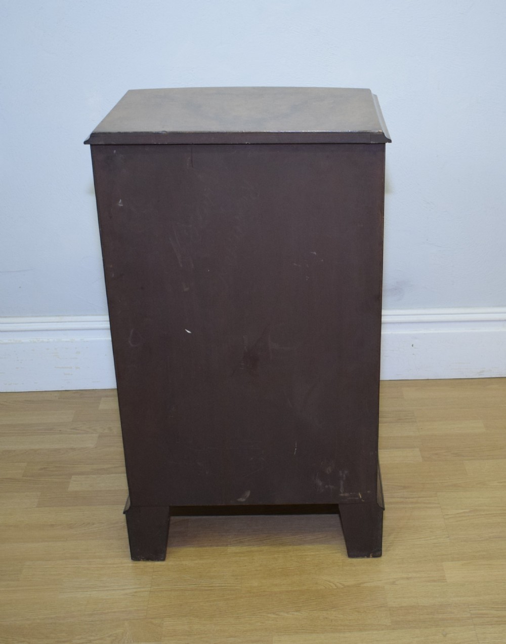Early 20th Century Burr Walnut Chest View XXIV